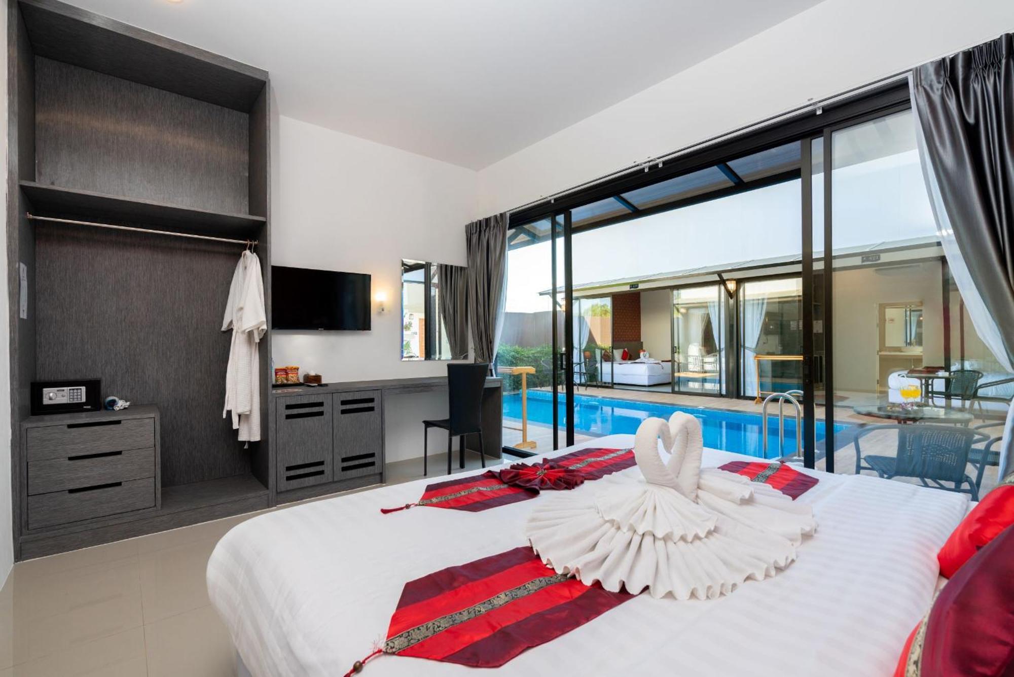 Thames Tara Private Pool Villa Rawai Phuket - Sha Extra Plus 外观 照片